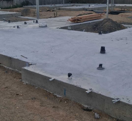 Concrete walkaway and pathways in Hamilton