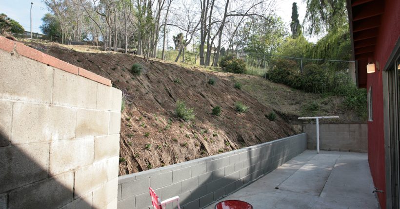 Concrete retaining wall in Hamilton